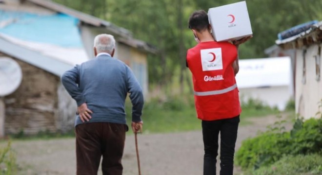 Türk Kızılay'ı depremzedelerin duasını alıyor