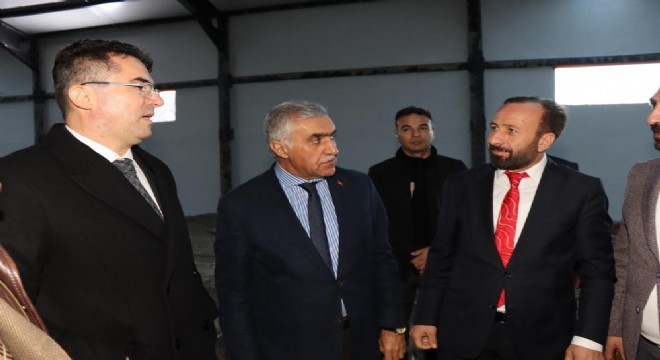 Vali Memiş, Oltu'daki yatırımları inceledi