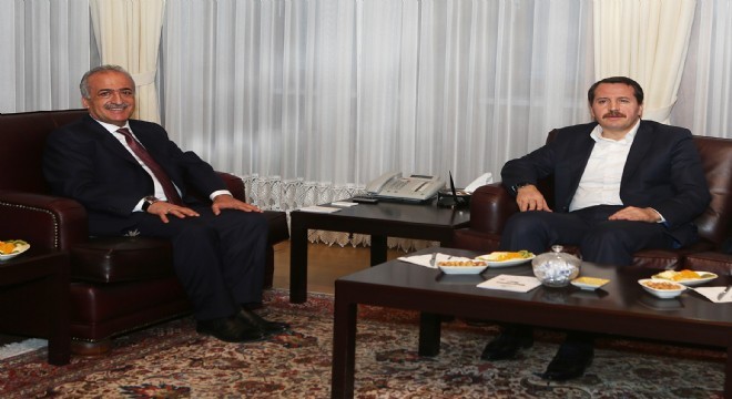 Yalçın Memur-Sen'in ufkunu paylaştı