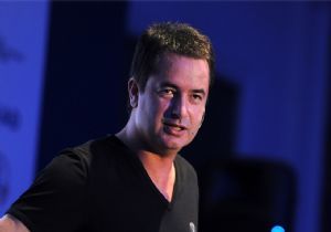 Acun Ilıcalı'dan Amcası Mustafa Ilıcalı'ya Destek