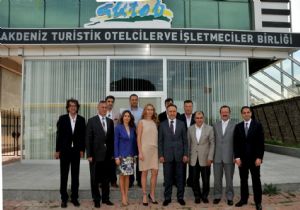 Altıparmak çevreci öğrencileri ödüllendirdi