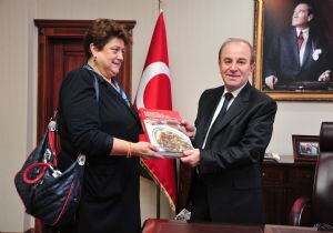 Belli'den Erzurum kültürüne destek