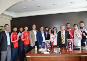 Kaya Türkiye'yi temsil edecek