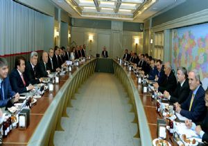 AK Parti'de Büyükşehirler Zirvesi