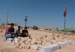 ‘Bu bayrak düşmeyecek'