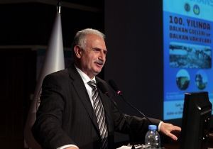 'Cumhuriyet vazgeçilemez bir miras'