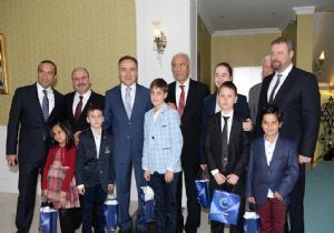 ‘Dadaşlar diyarına her şey helal olsun'