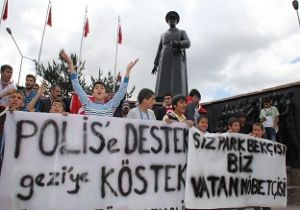 Erzurum'da polise destek yürüyüşü