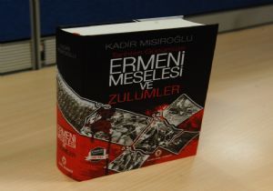 Eserini Cumhurbaşkanı'na ithaf etti