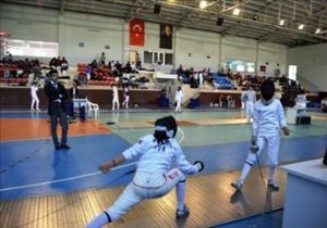 Erzurum eskrimde marka oluyor