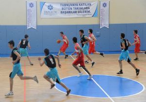 ETÜ'de basketbol şöleni