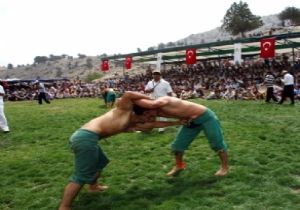 Karaçoban Karakucak Güreşleri 19 Haziran'da