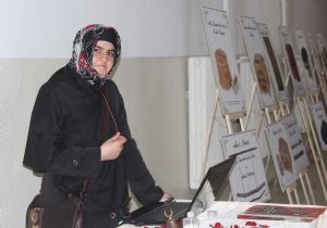 İletişim'de anlamlı sergi