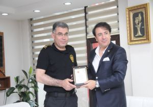 Aydemir: Polisimiz destansı bir mücadele sergilemiştir
