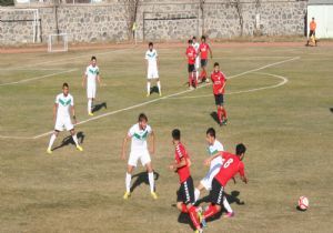 Karsspor 4 hafta sonra kazandı