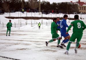 Yakutiyespor 8'incilikte kaldı