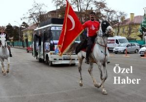 Lala Paşa Muhtar adayından atlı kampanya