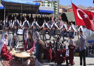 Oltu'da büyük coşku