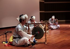 Korelilerden nefes kesen gösteri