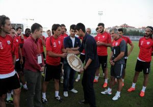 Erzurumlu gençlerden Samsunspor'a ziyaret