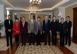 Altıparmak, Erzurum'u tanıttı