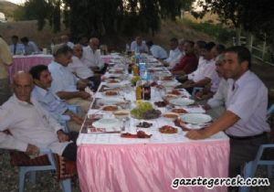 Tarihi Çarşıda iftar bereketi 