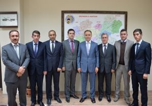 Vali Altıparmak'a Yeşilay brifingi