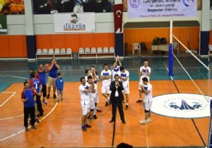Aziziye kurumları voleybolda yarıştı
