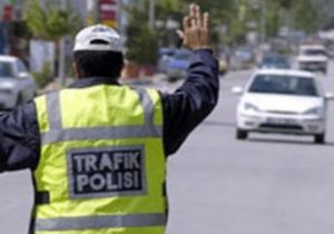 Pasinler'de 2 plakalı araç operasyonu