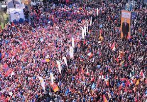 ‘Yeni Türkiye'de kan değil, barış var'