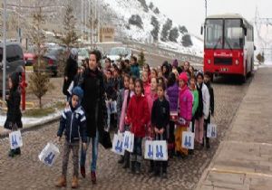 Öğrencilerden Sekmen'e teşekkür