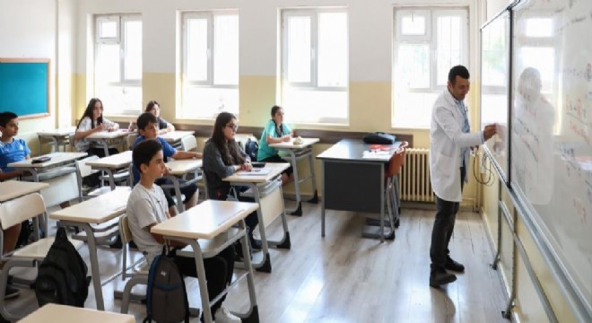 Özer'den ücretsiz kurs müjdesi