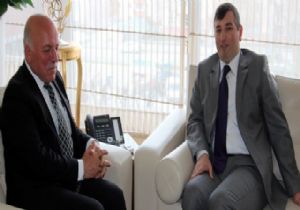 Büyükşehir'de tebrik trafiği yoğunlaştı