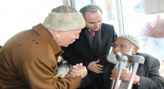‘Allah Resulünün hayatını örnek almalıyız'