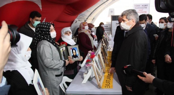 ‘Dünyanın en yürekli anneleri ile beraberiz'