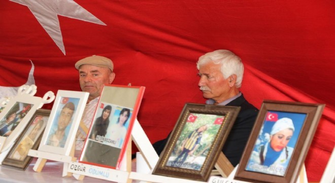 ‘Evladımın 10 senedir sesini duyamıyorum'