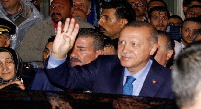 ‘Geleceğe emin adımlarla yürüyoruz'