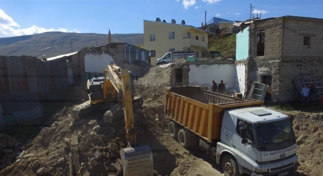‘Yakutiye'de metruk bina kalmayacak'
