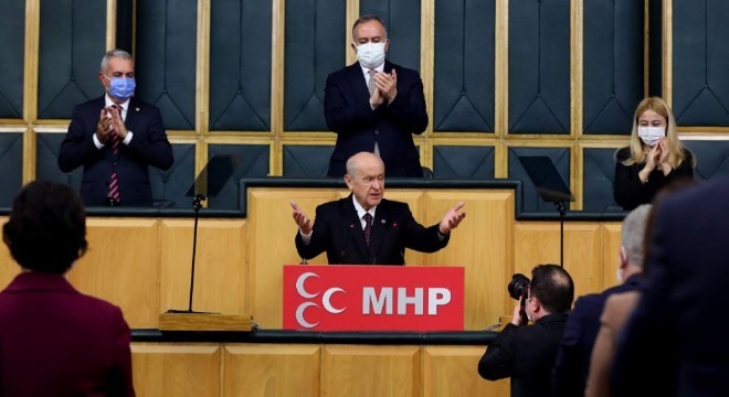 ‘Önce bedenlerimizi çiğnemek zorundalar'